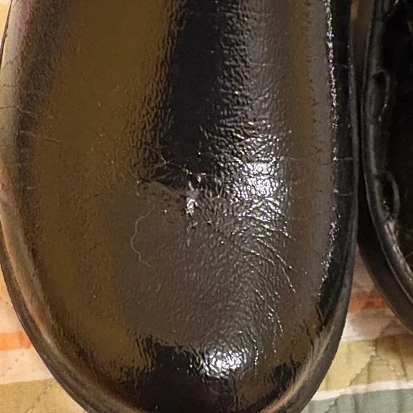 OOFOS Women's Black Clogs - Picture 5 of 6